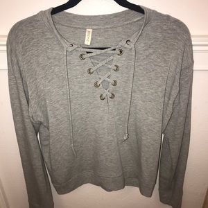 Loose v-neck long sleeve top